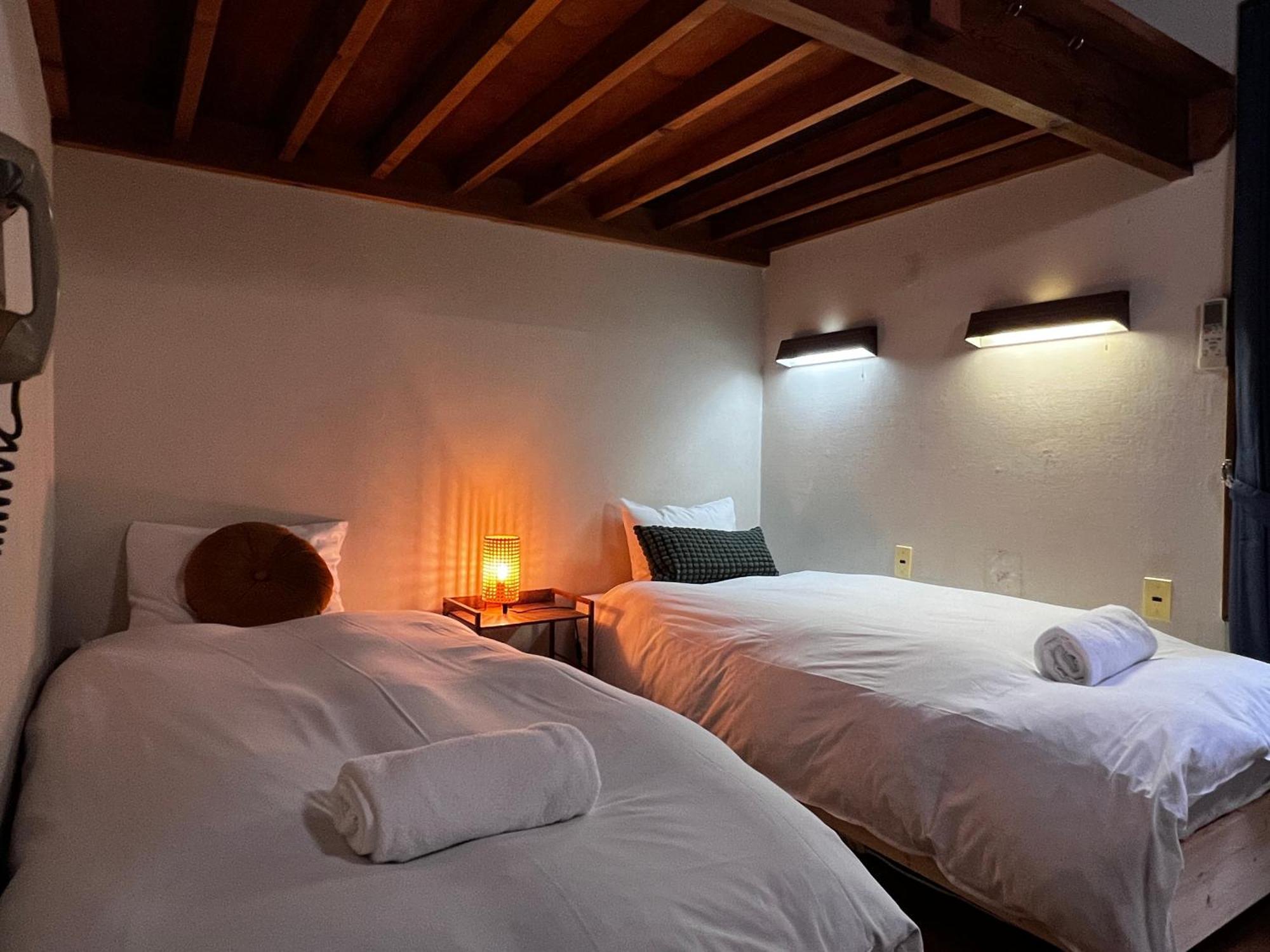 Hotel Sneaky Peaks Hakuba Exterior foto